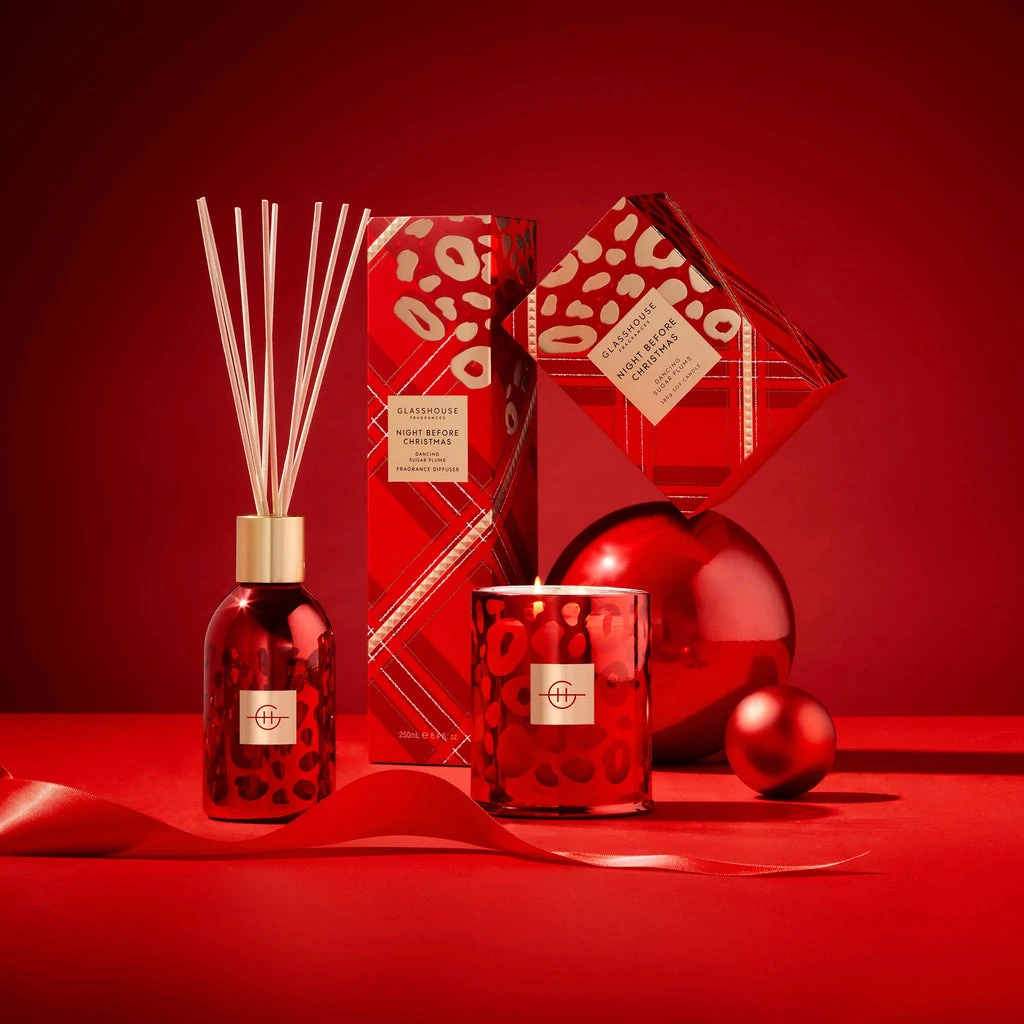 Glasshouse Fragrances Night Before Christmas 250ml Diffuser - Limited Edition 4 Glasshouse Fragrances Night Before Christmas 250ml Diffuser - Limited Edition - Image 2